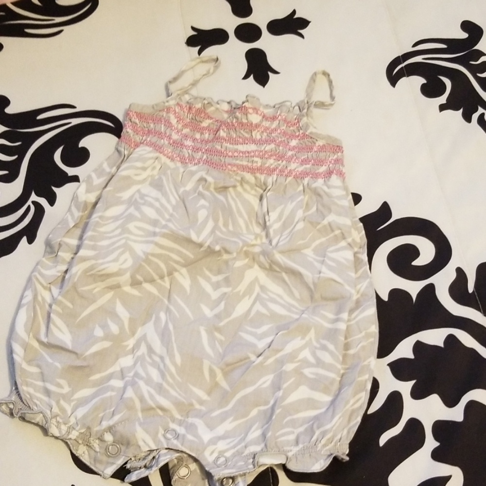One pieces